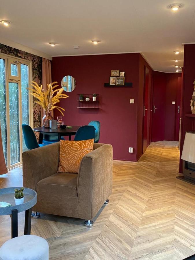 Sfeervolle Chalet Op De Veluwe In Hoenderloo Hotel Kültér fotó