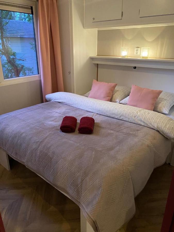 Sfeervolle Chalet Op De Veluwe In Hoenderloo Hotel Kültér fotó