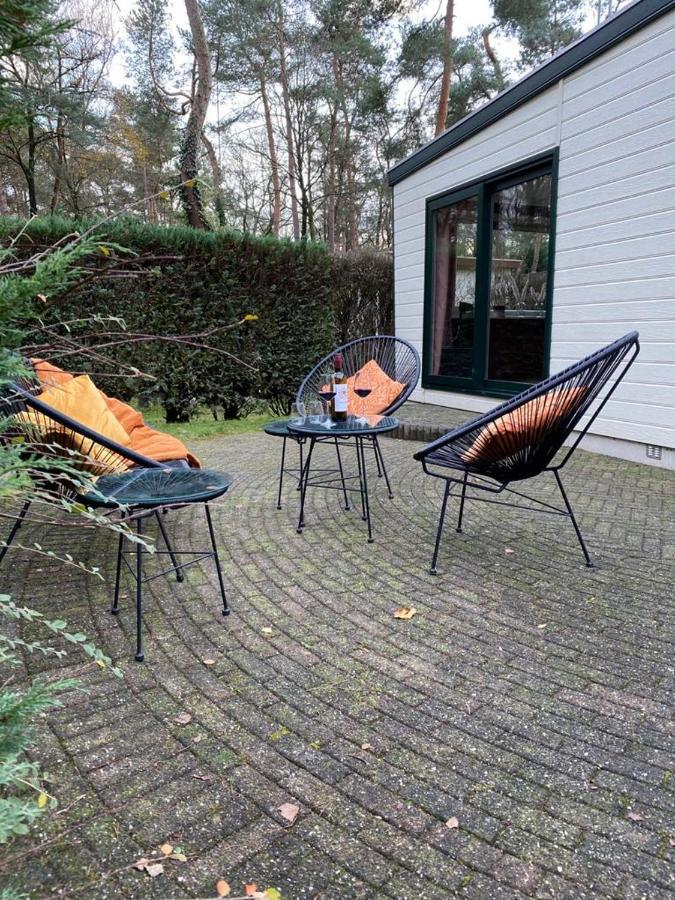 Sfeervolle Chalet Op De Veluwe In Hoenderloo Hotel Kültér fotó