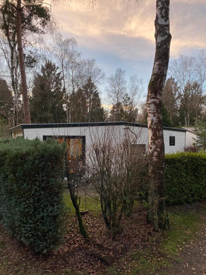 Sfeervolle Chalet Op De Veluwe In Hoenderloo Hotel Kültér fotó